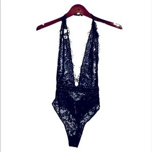 NWT Victoria Secret: Med Shimmery Black Lace Teddy